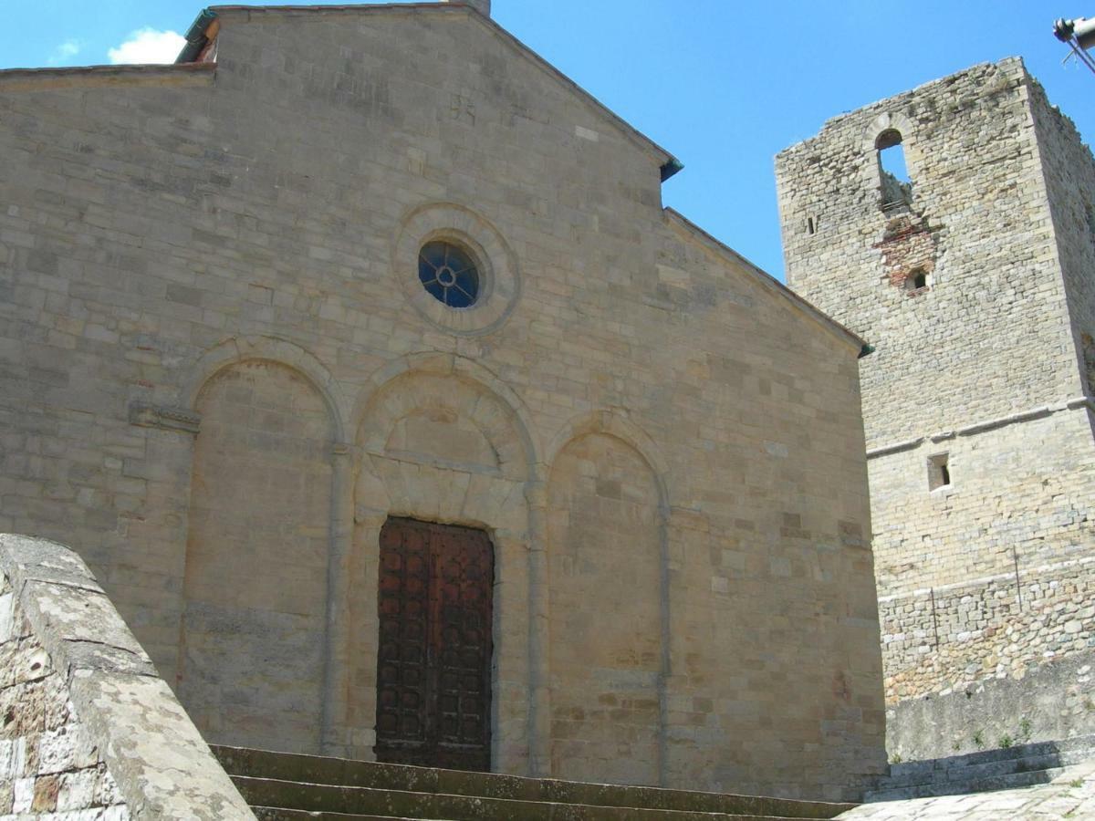 Belvilla By Oyo Cennini Montecastelli Pisano Bagian luar foto